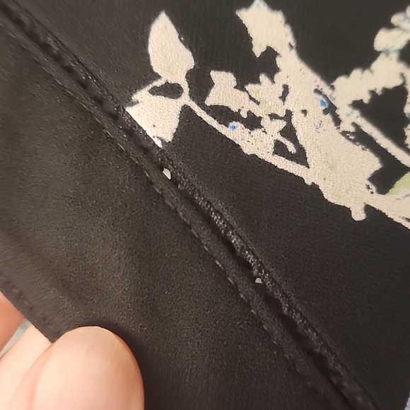 41 Hawthorn - Black, Cream, Green, 3/4 Sleeve Blouse, Size Large - Picture 3 of 9